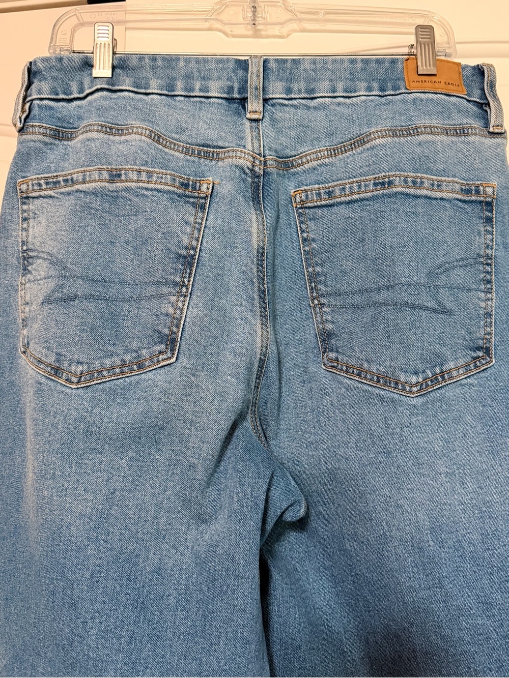 American Eagle Strigid high waisted Stovepipe Denim Jeans